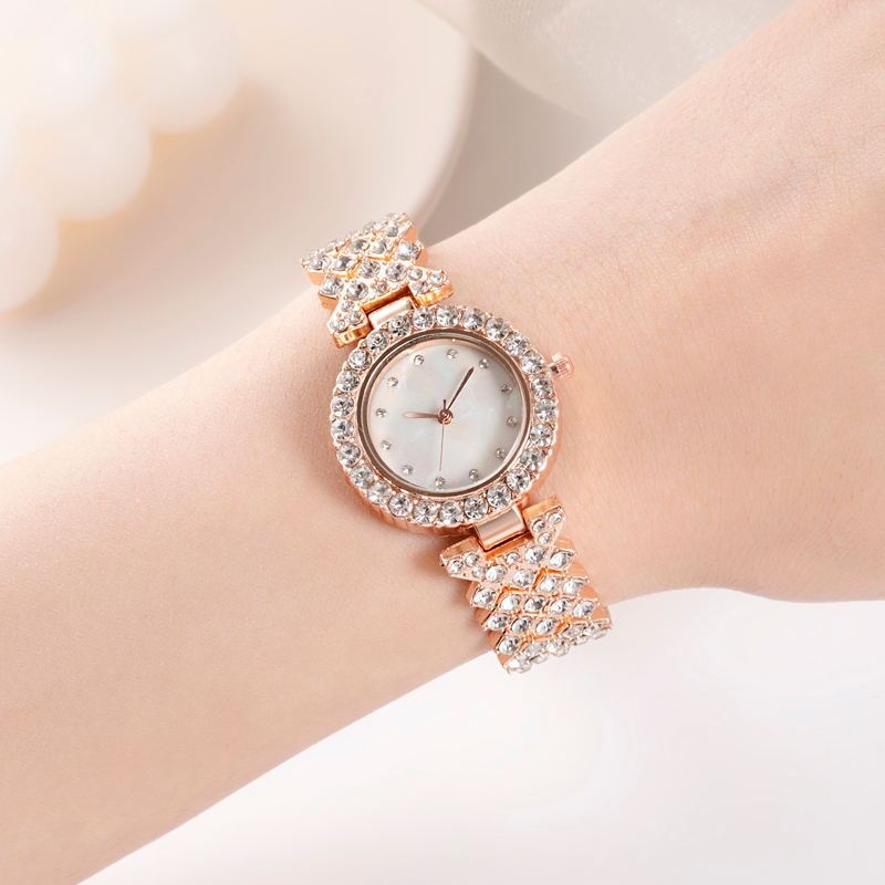 Crystal Women's Quartz Watch – Gold